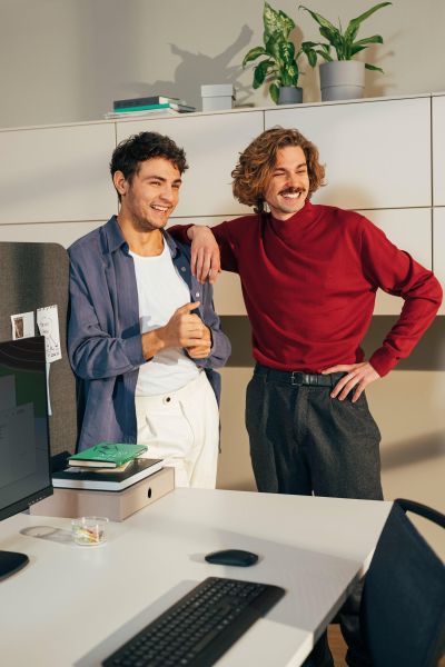 Flux E Twintable Arbeitsplatz Teamarbeit Neudoerfler