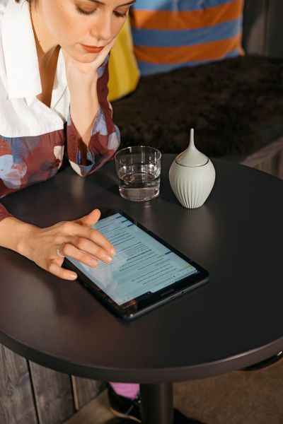 Motion Mini Besprechungstisch Meeting Stehtisch Bueromoebel Neudoerfler