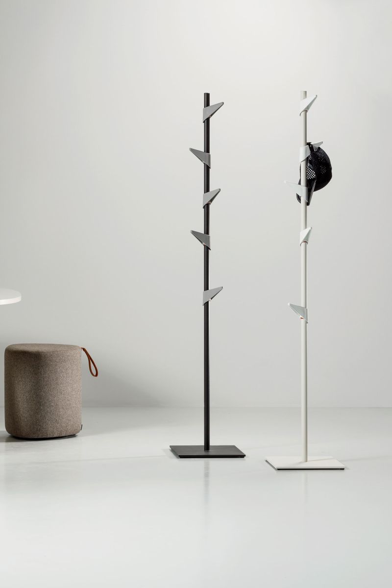 Cascando Bamboo Garderobenstaender Weiss Schwarz Neudoerfler