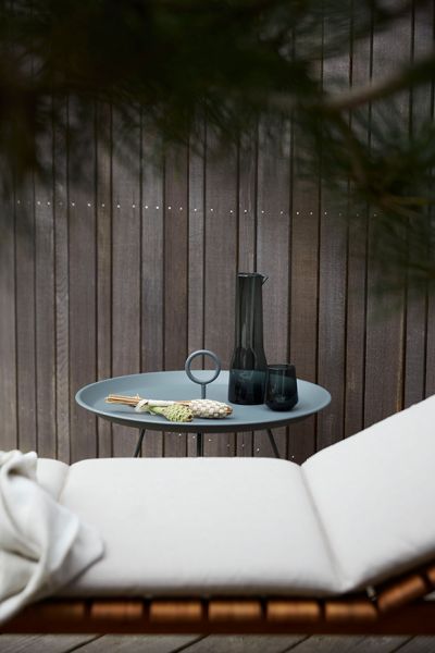 Eyelet beistelltisch metall houe ambiente indoor outdoor lounge buero office furniture neudoerfler