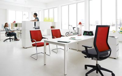 Sedus quarterback cantilever chair swivel chair in office ambience