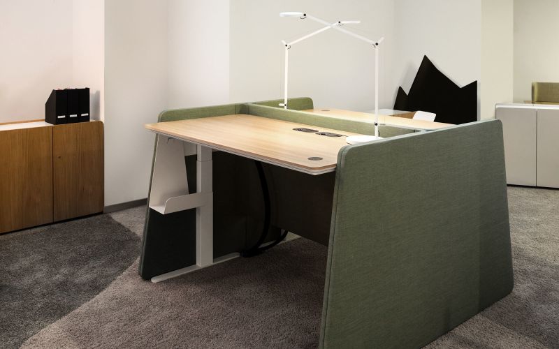 Planmoebel Unit E Hebetisch Buero Arbeitstplatz Neudoerfler