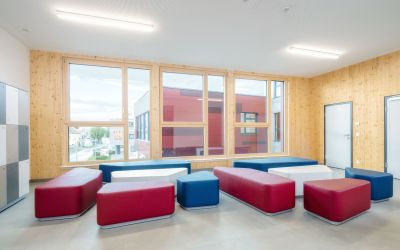 Pause lounge schulmoebel neudoerfler