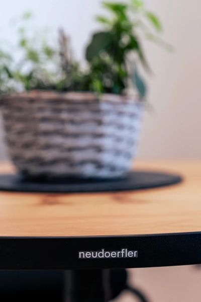 Nikko pv referenz neudoerfler bueromoebel besprechungstisch rund 28