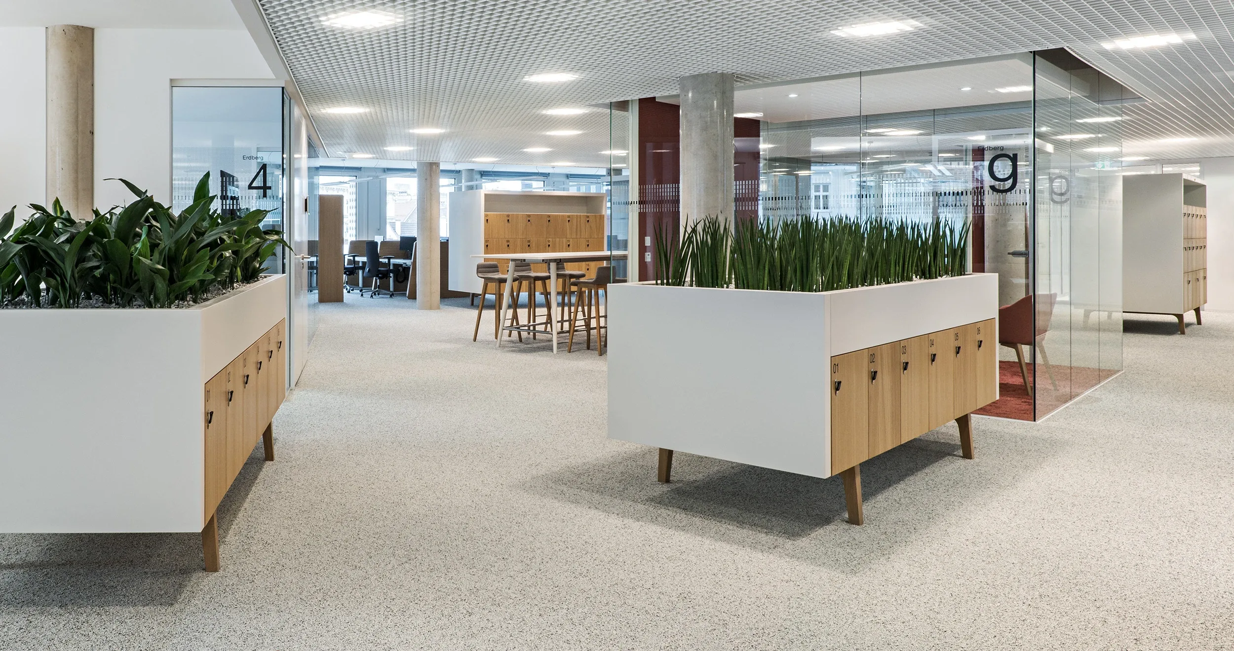 Neudoerfler raumzonierung pflanzwanne holz lockerschrank akustik bueromoebel